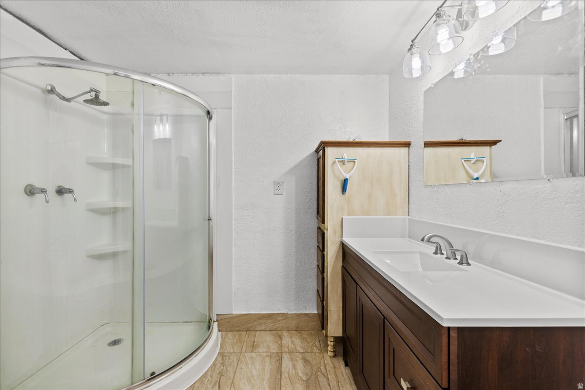 SOUTH WILLOW - Residential