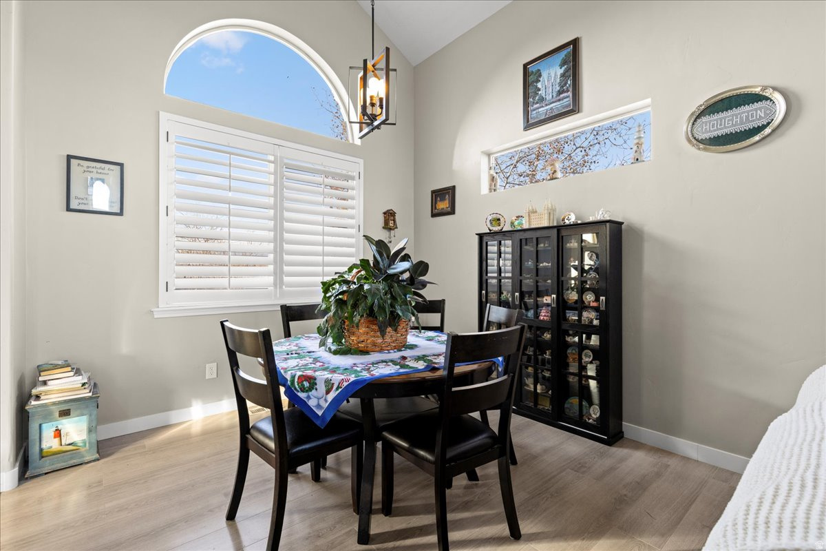 SOUTH WILLOW - Residential