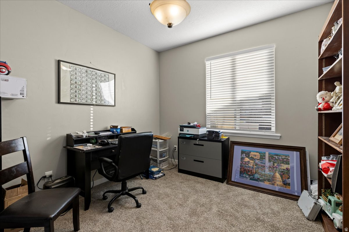 SOUTH WILLOW - Residential