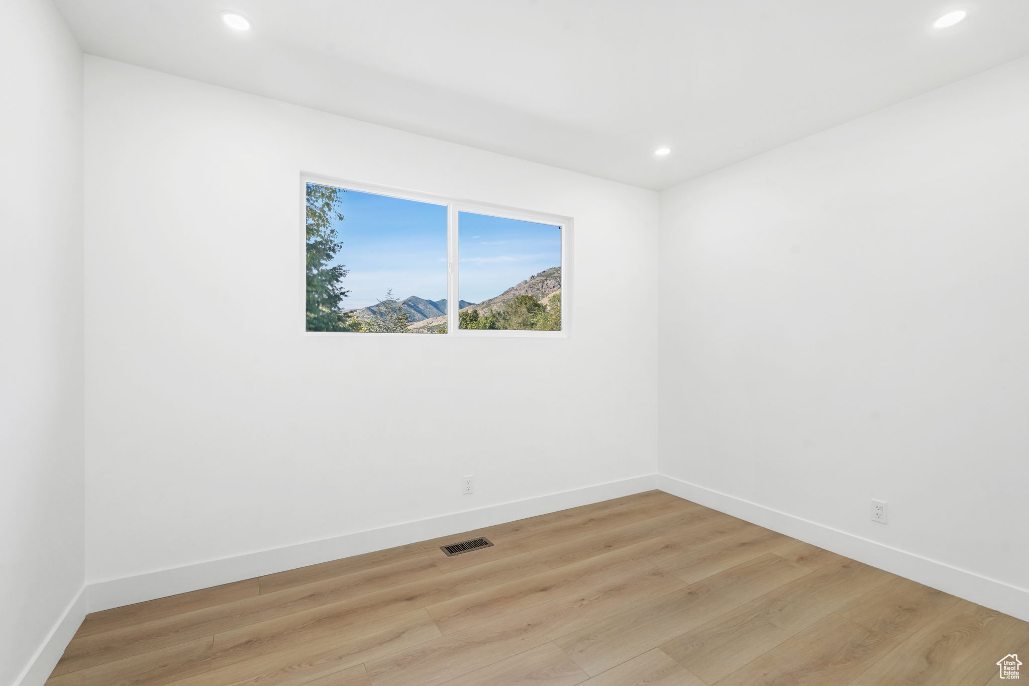 MT OLYMPUS HILLS - Residential