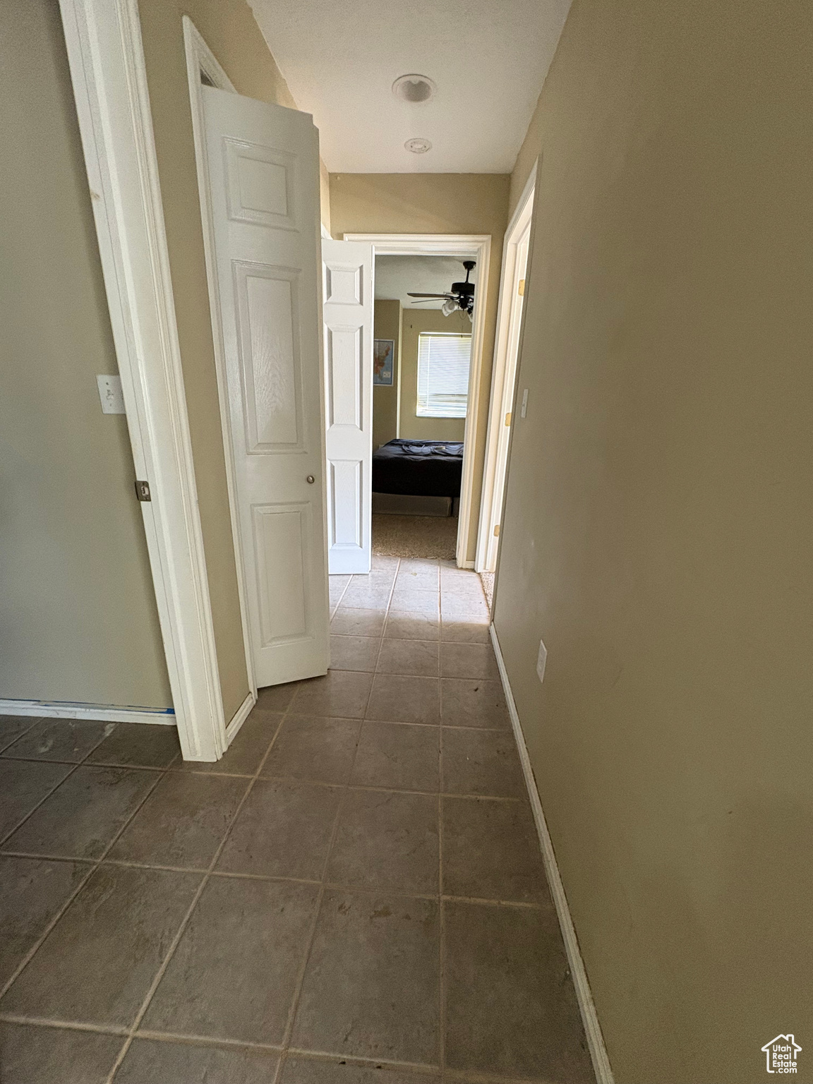 COUNTRY COVE - Residential