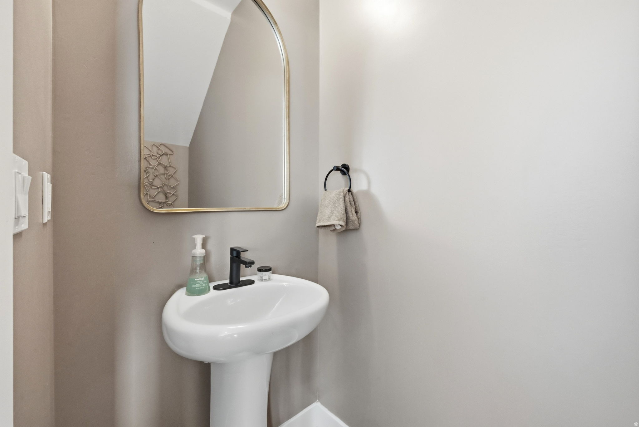 GUADALUPE ROWHOUSE - Residential