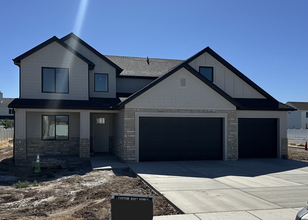 Photo for 1812 N 4150 W, Plain City, UT 84404 (MLS # 2165358)