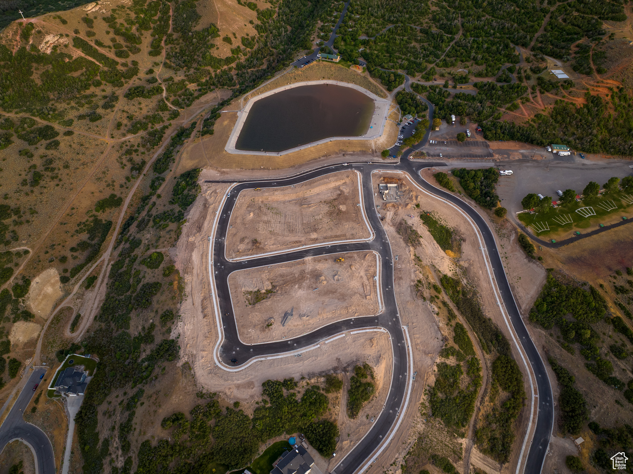 OAKRIDGE COVE - Residential