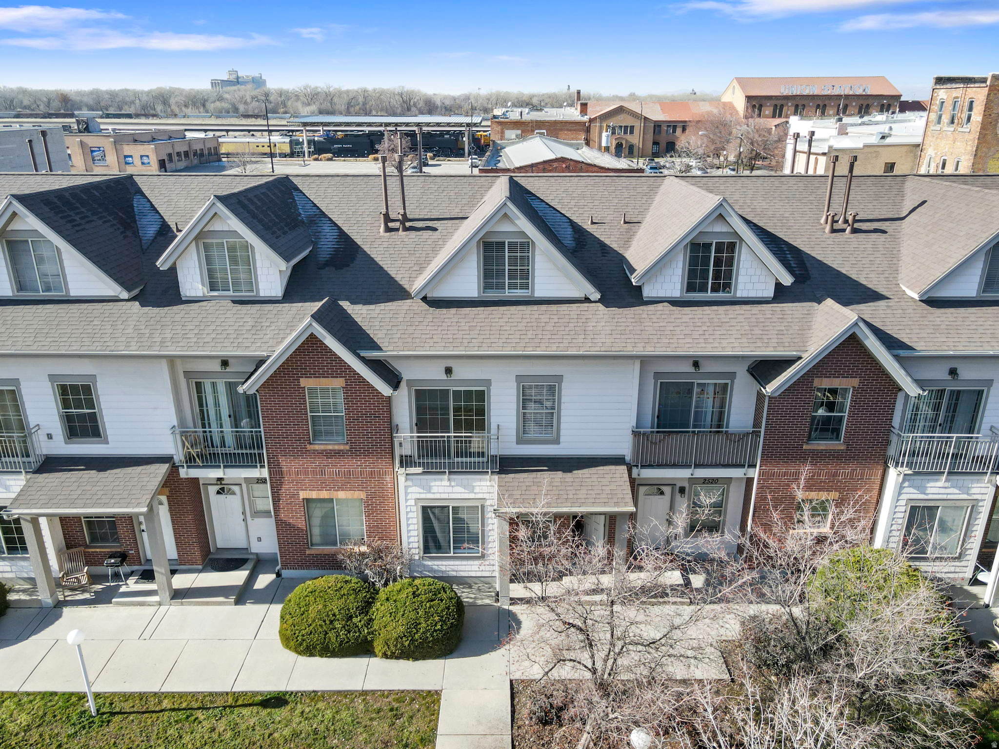 25TH STREET UNION SQ - Residential