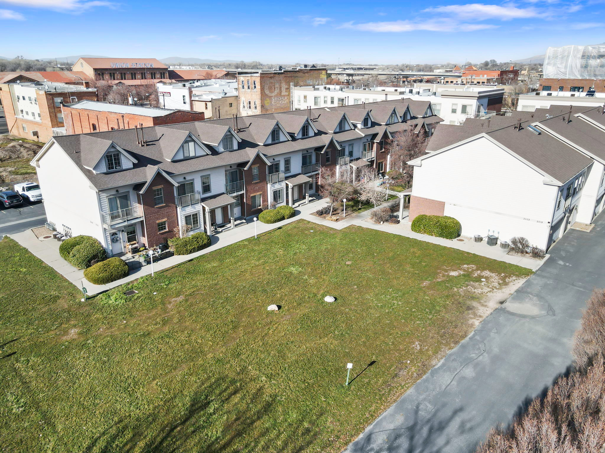 25TH STREET UNION SQ - Residential