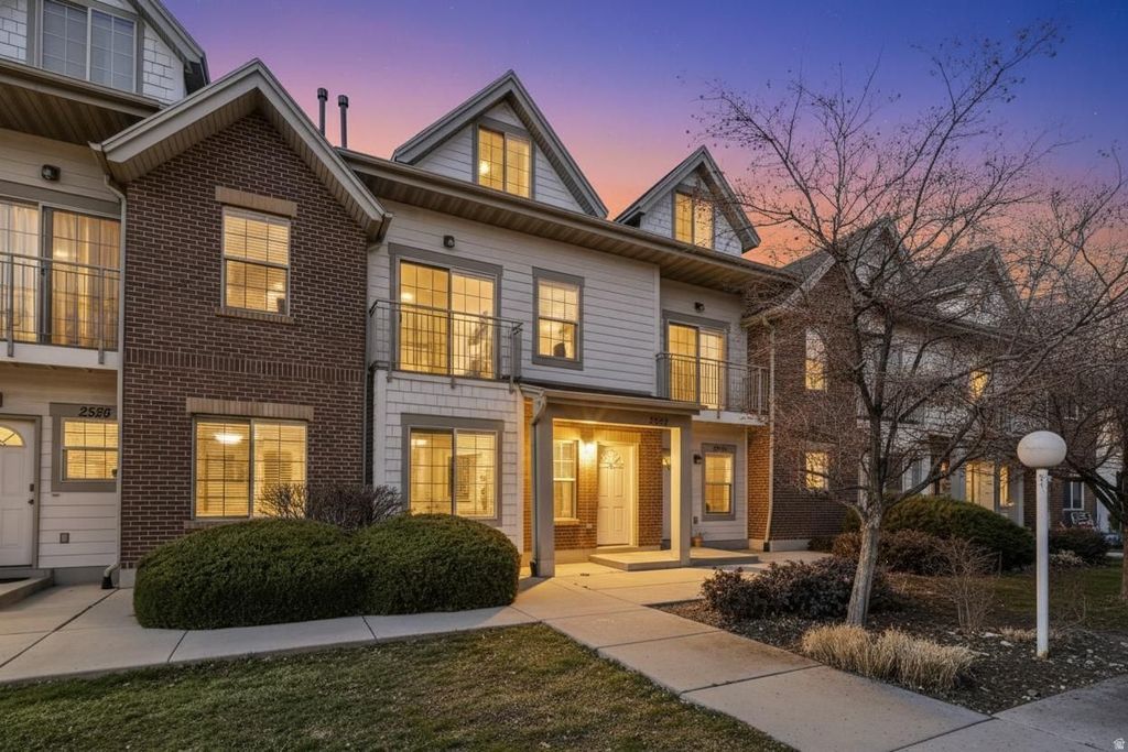 Photo of 2522 S 140 E #4C, Ogden, UT 84401 (MLS # 2132625)