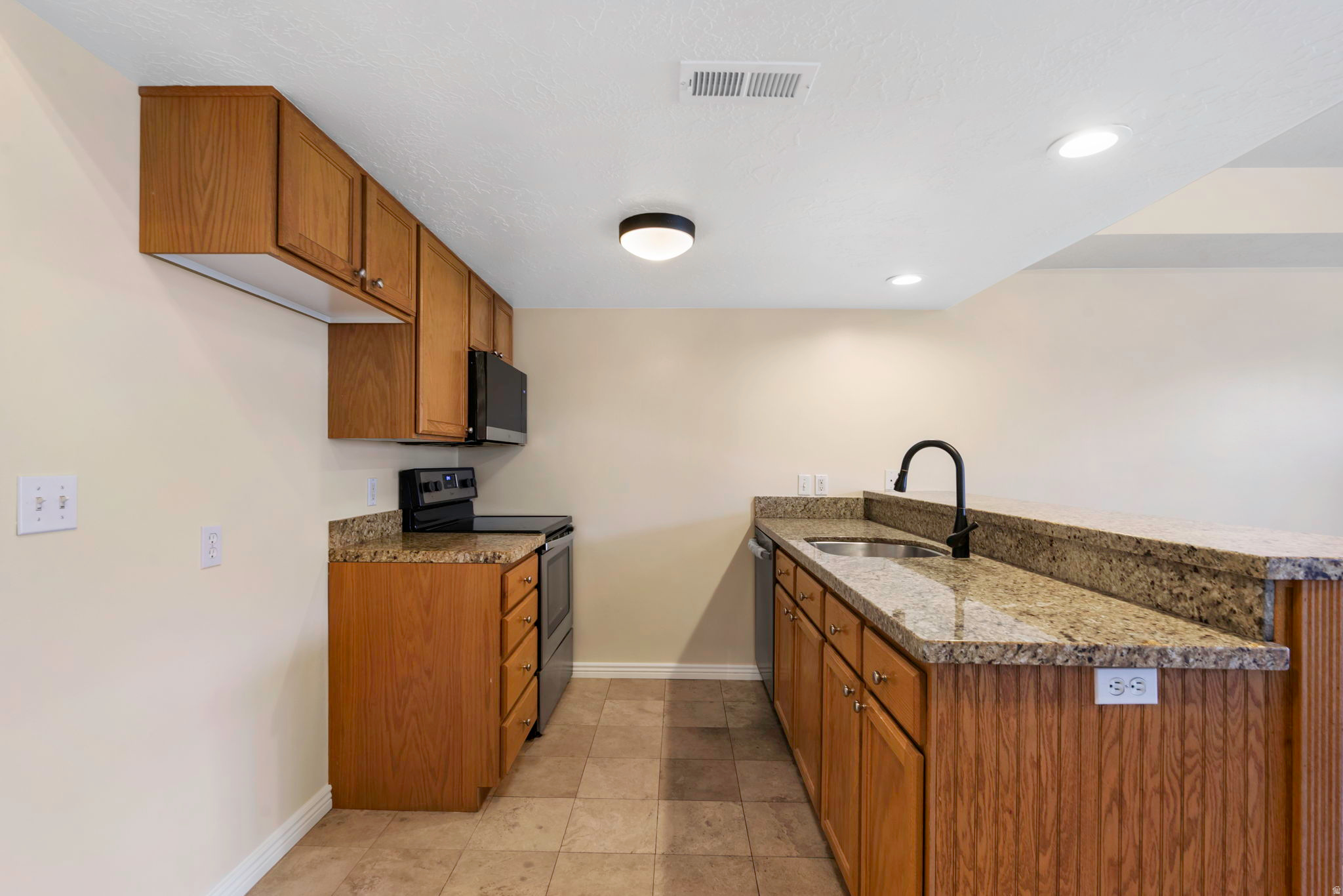 25TH STREET UNION SQ - Residential