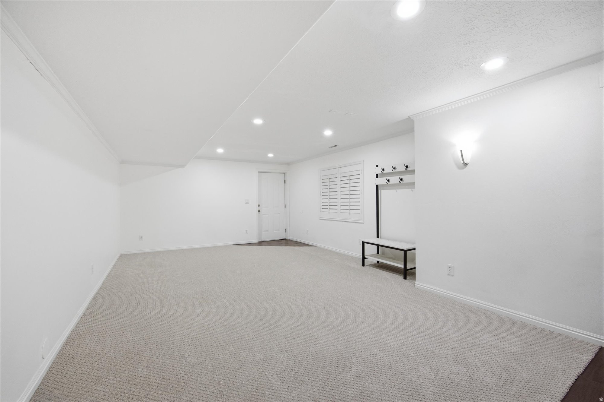 SARATOGA SPRINGS - Residential