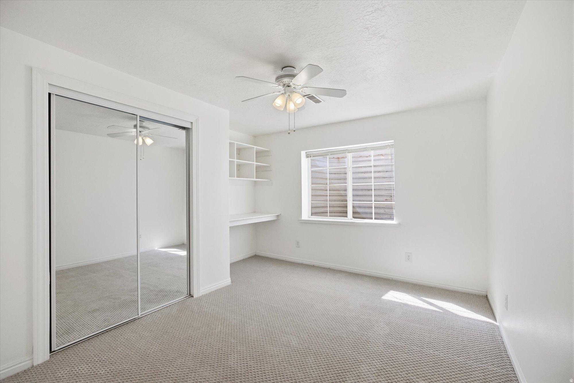 SARATOGA SPRINGS - Residential