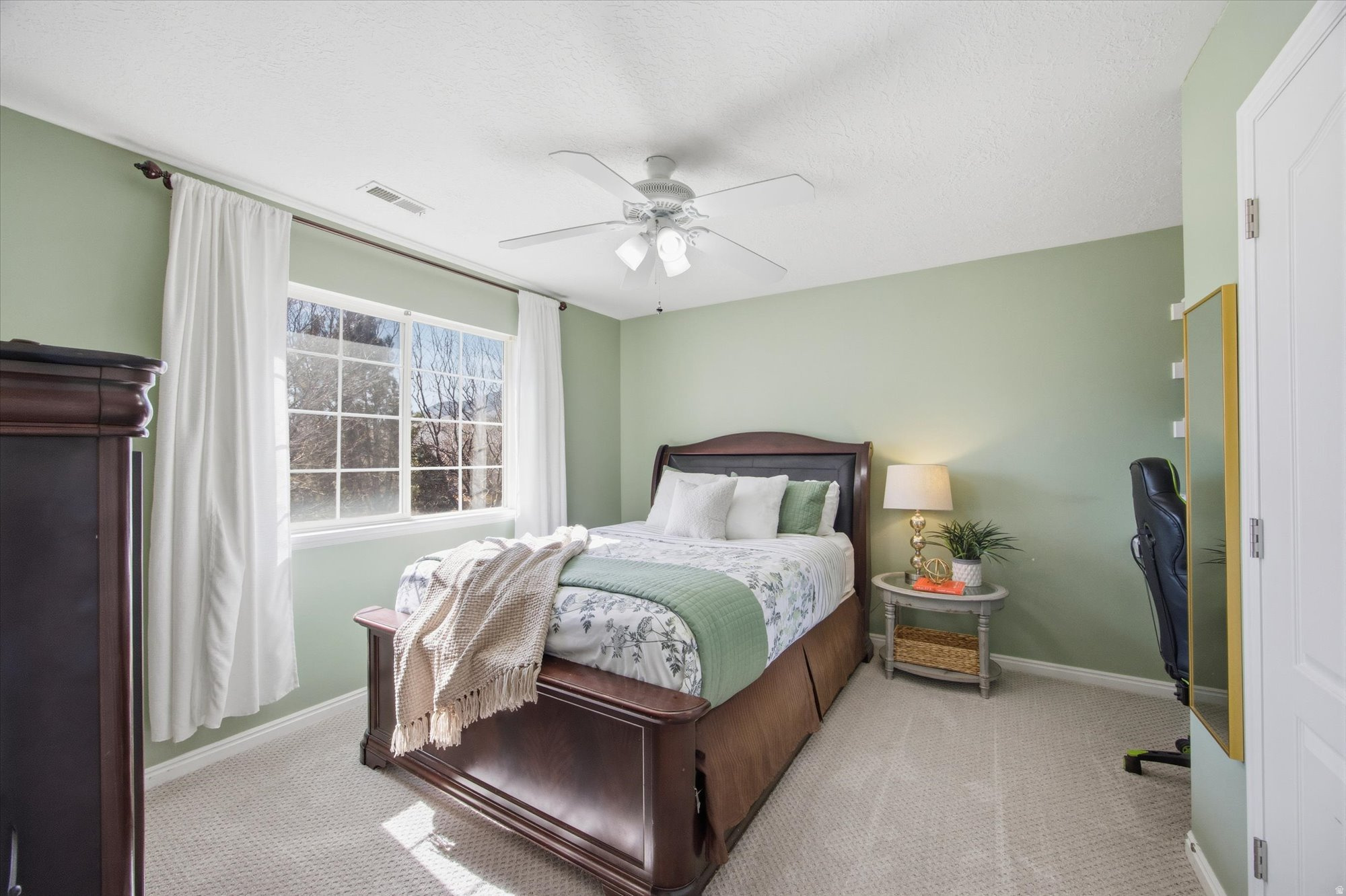 SARATOGA SPRINGS - Residential