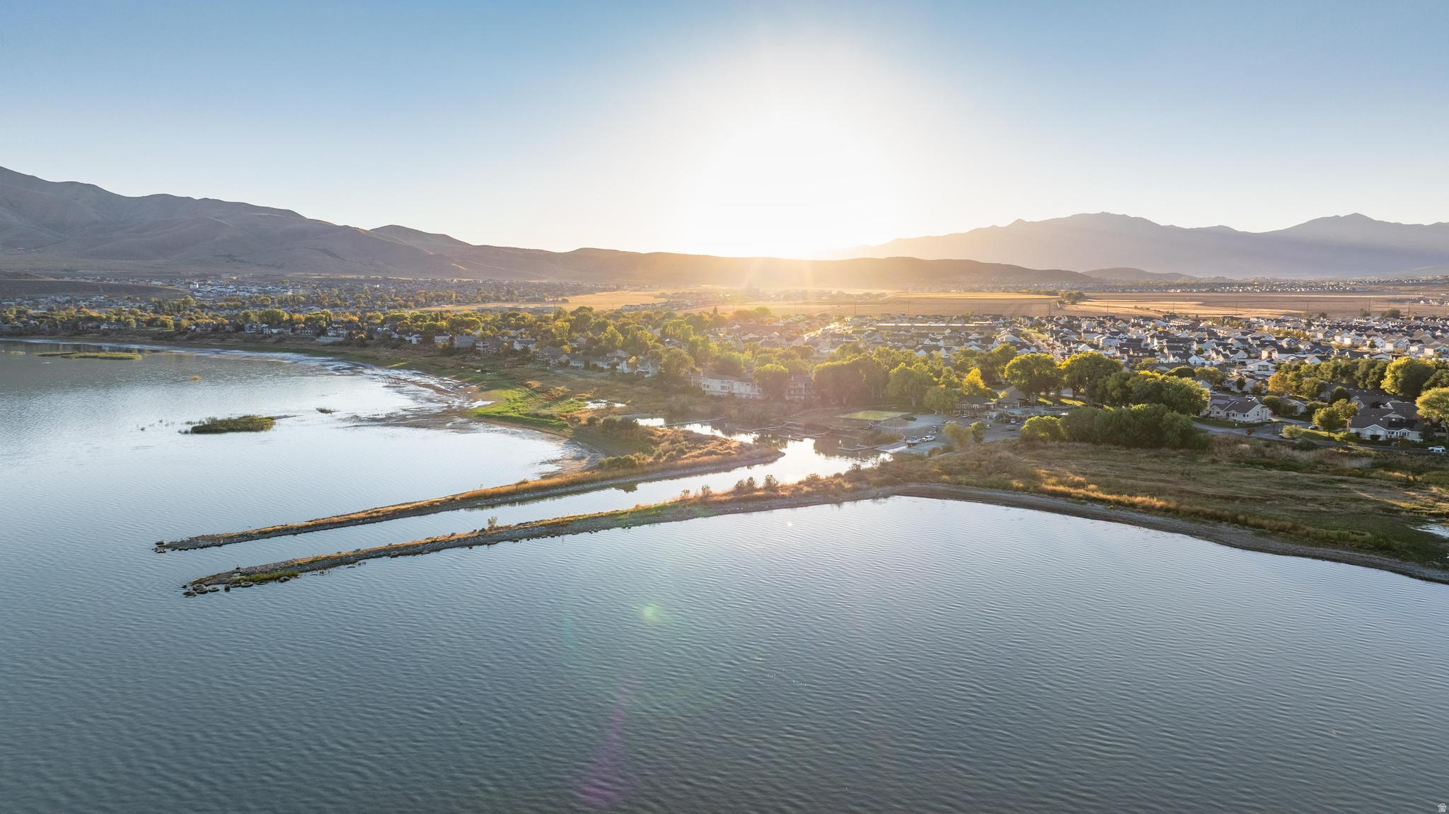 SARATOGA SPRINGS - Residential