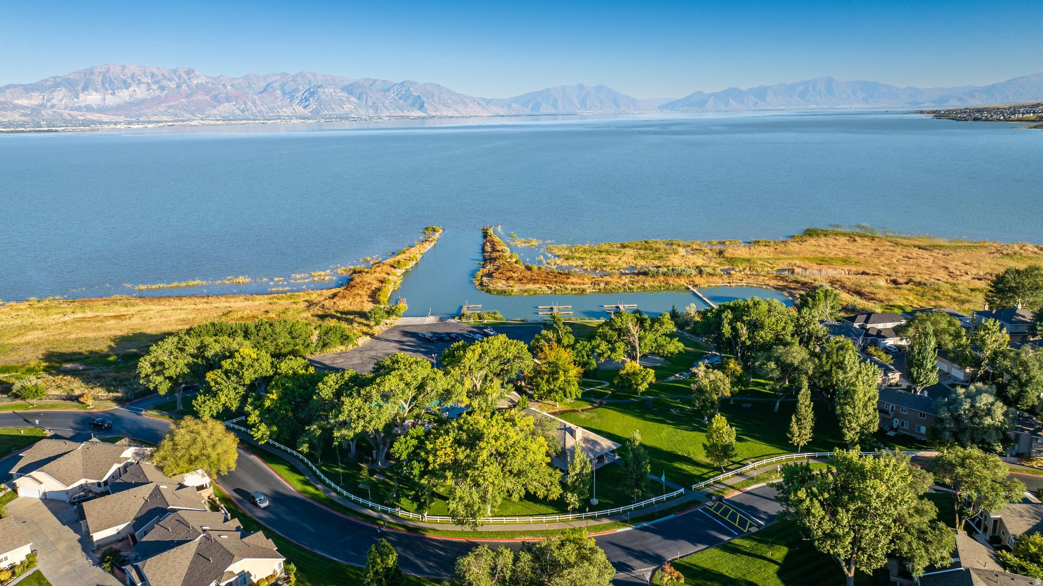 SARATOGA SPRINGS - Residential