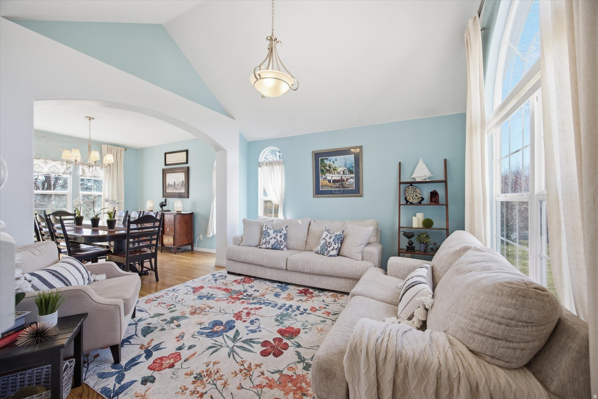 SARATOGA SPRINGS - Residential