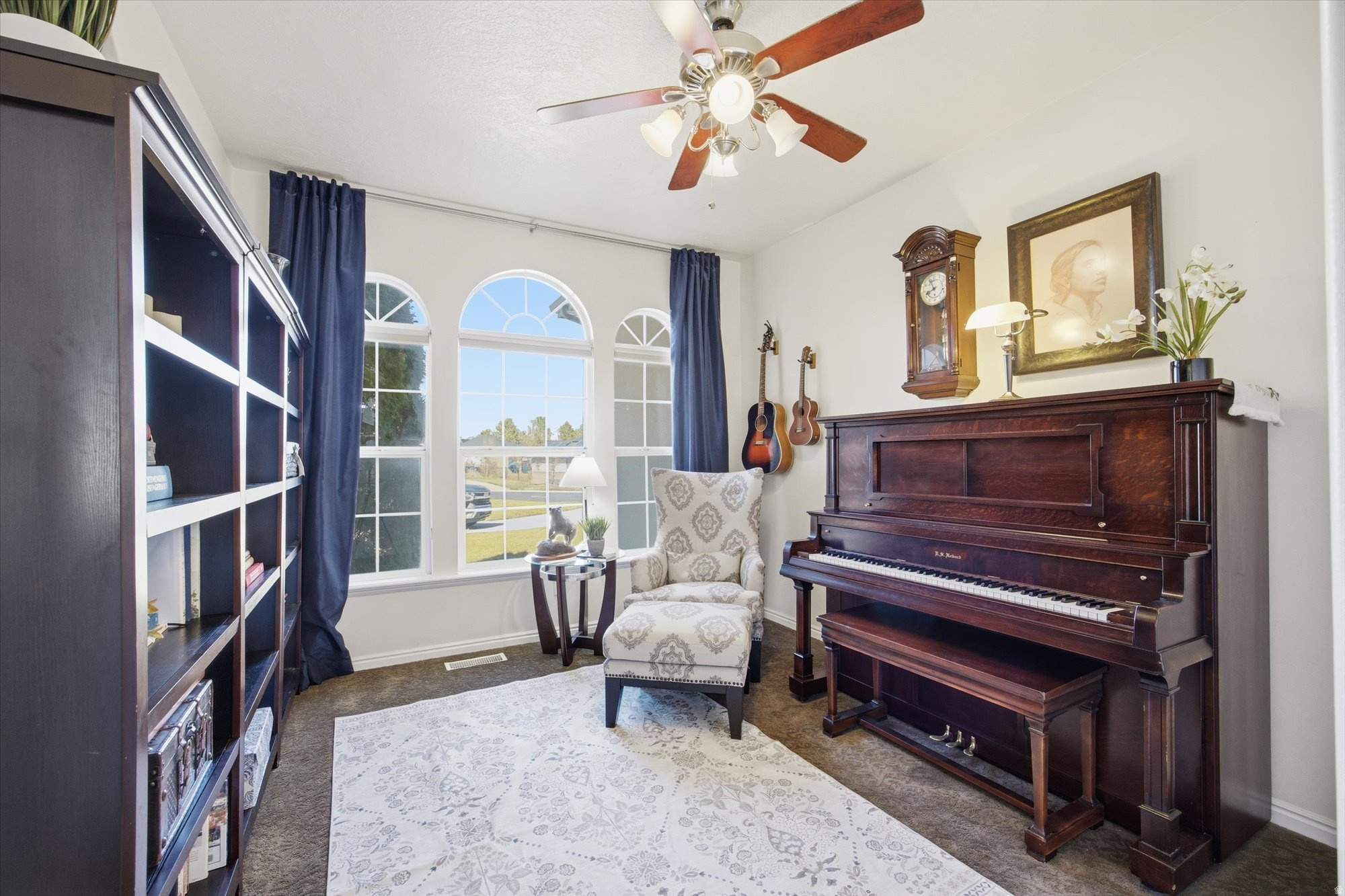 SARATOGA SPRINGS - Residential