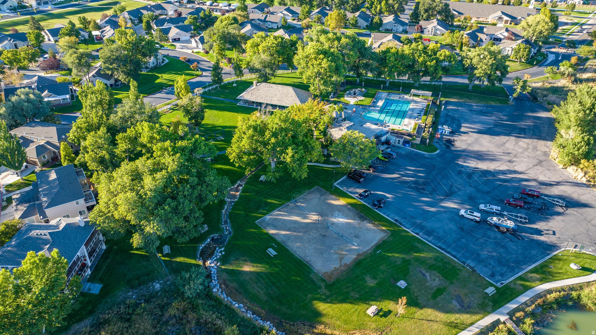 SARATOGA SPRINGS - Residential