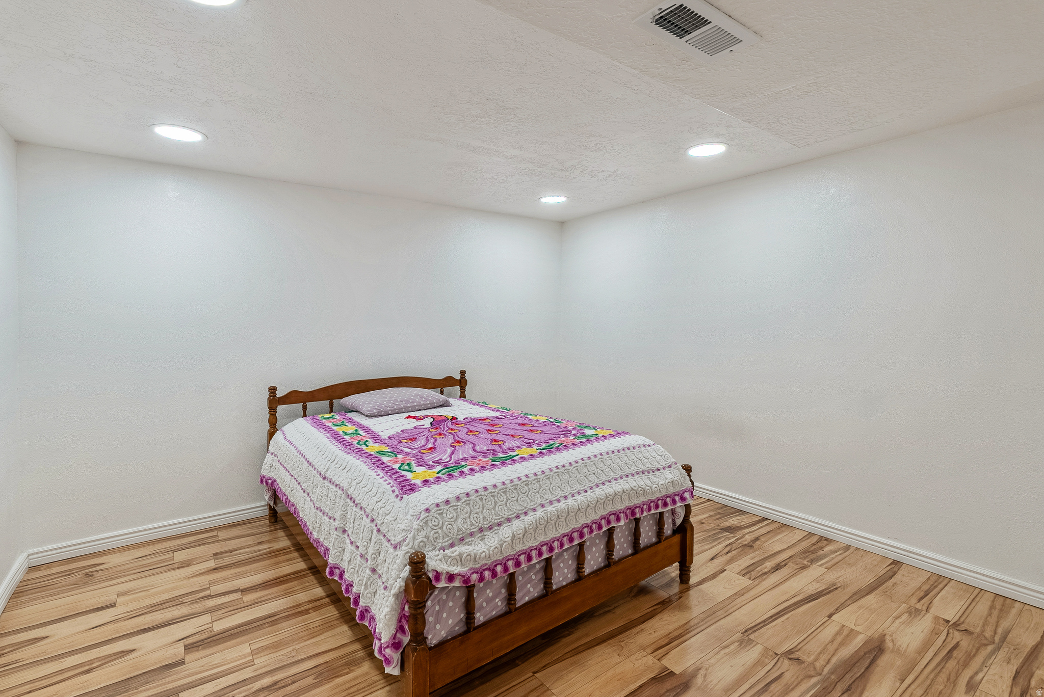 SOUTHRIDGE - Residential