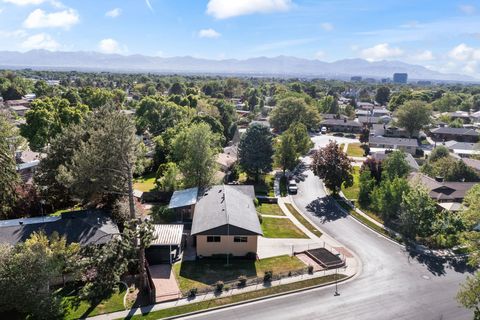 Tiny photo for 1098 E LORI WAY, Murray, UT 84117 (MLS # 2158649)