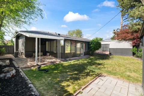 Tiny photo for 1098 E LORI WAY, Murray, UT 84117 (MLS # 2158649)