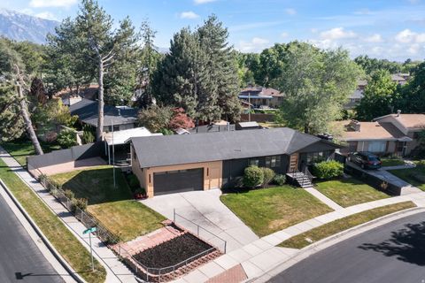 Tiny photo for 1098 E LORI WAY, Murray, UT 84117 (MLS # 2158649)