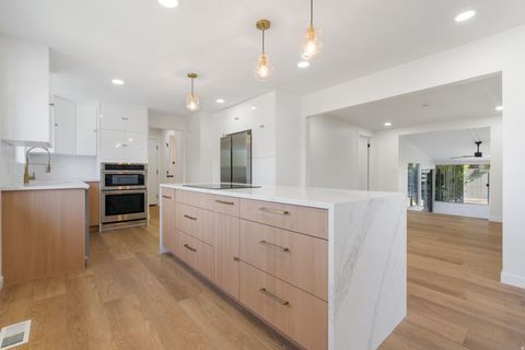 Tiny photo for 1098 E LORI WAY, Murray, UT 84117 (MLS # 2158649)