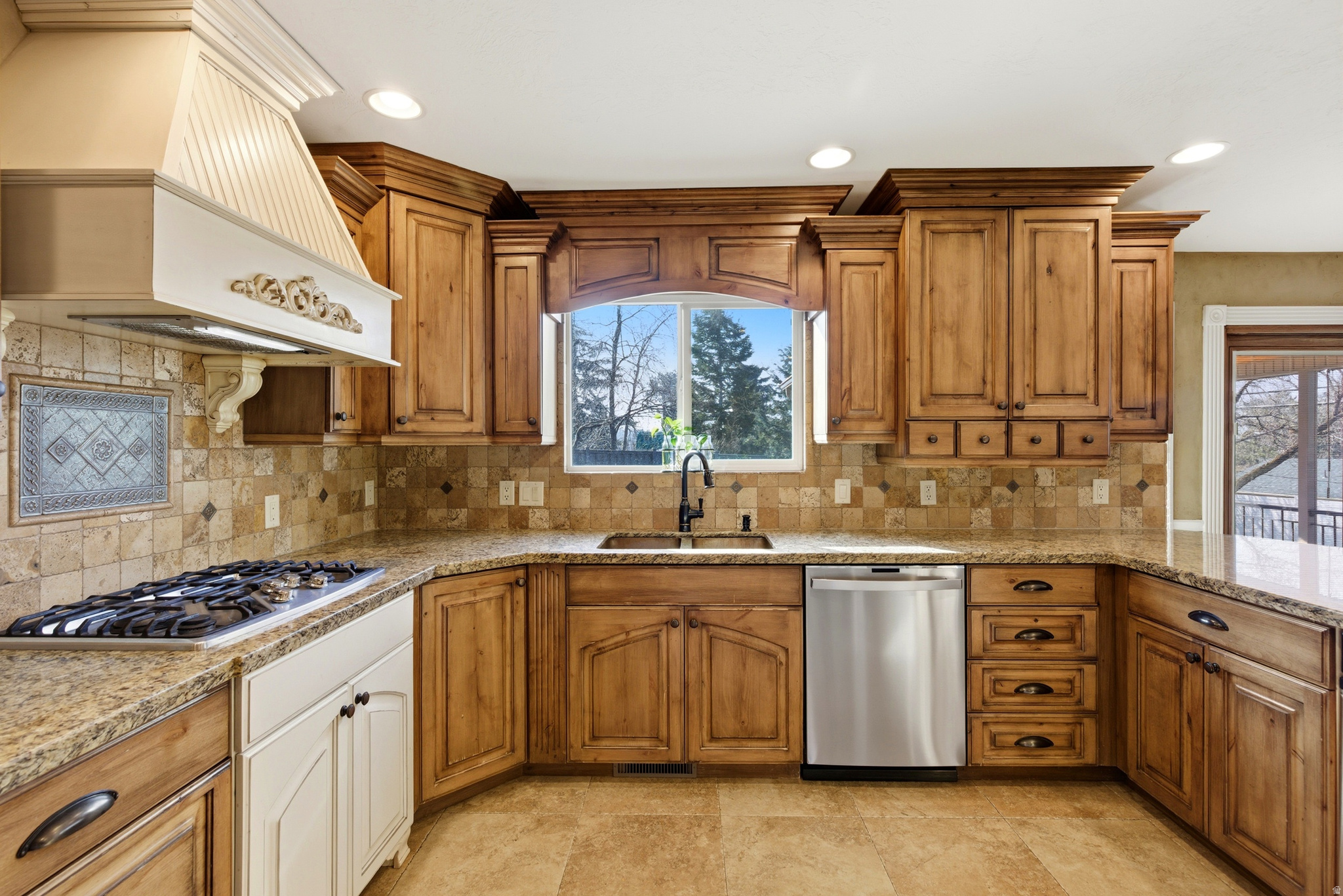 MOUNT OLYMPUS - Residential