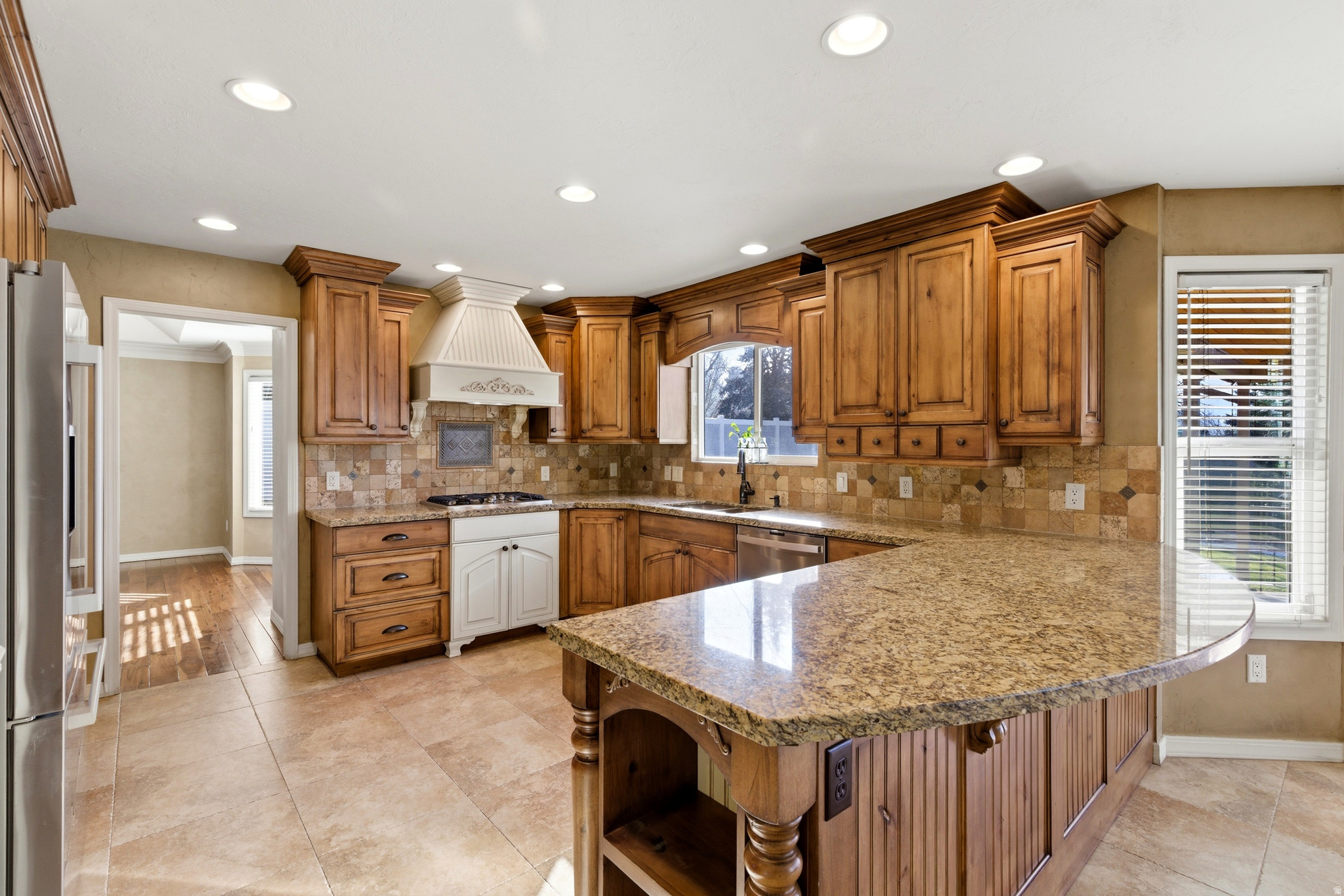 MOUNT OLYMPUS - Residential