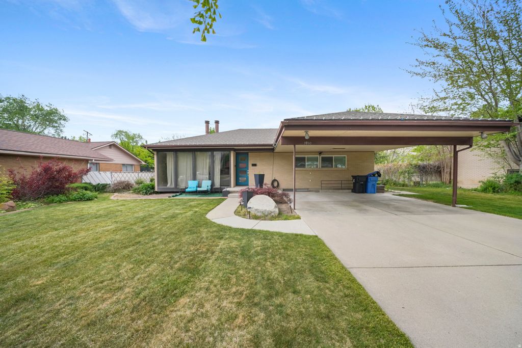 Photo of 3930 S OLIVER DR S, Salt Lake City, UT 84124 (MLS # 2156765)