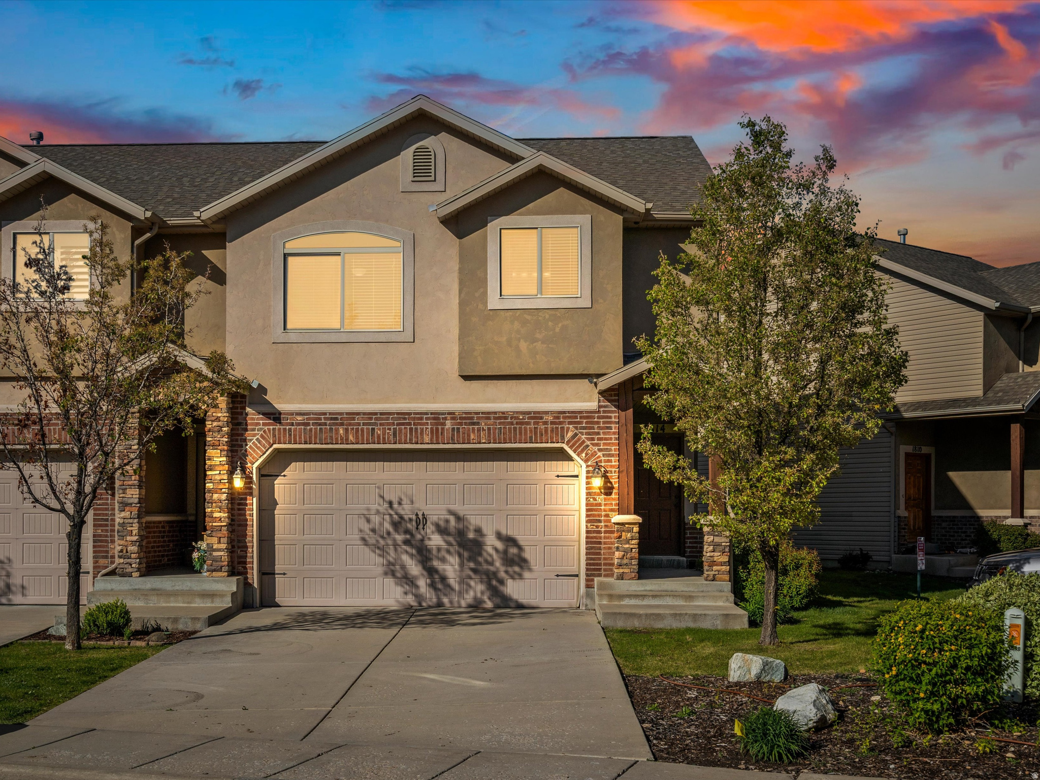 STONEYBROOK COTTAGES - Residential