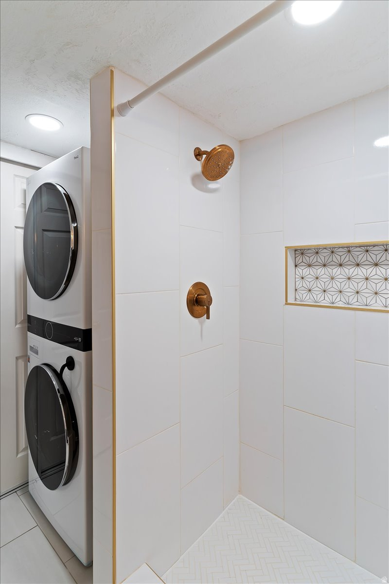 COUNTRY CREEK - Residential