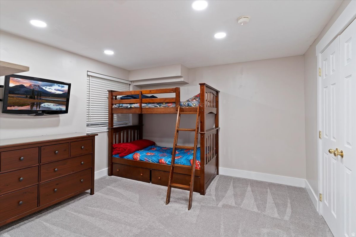 COUNTRY CREEK - Residential