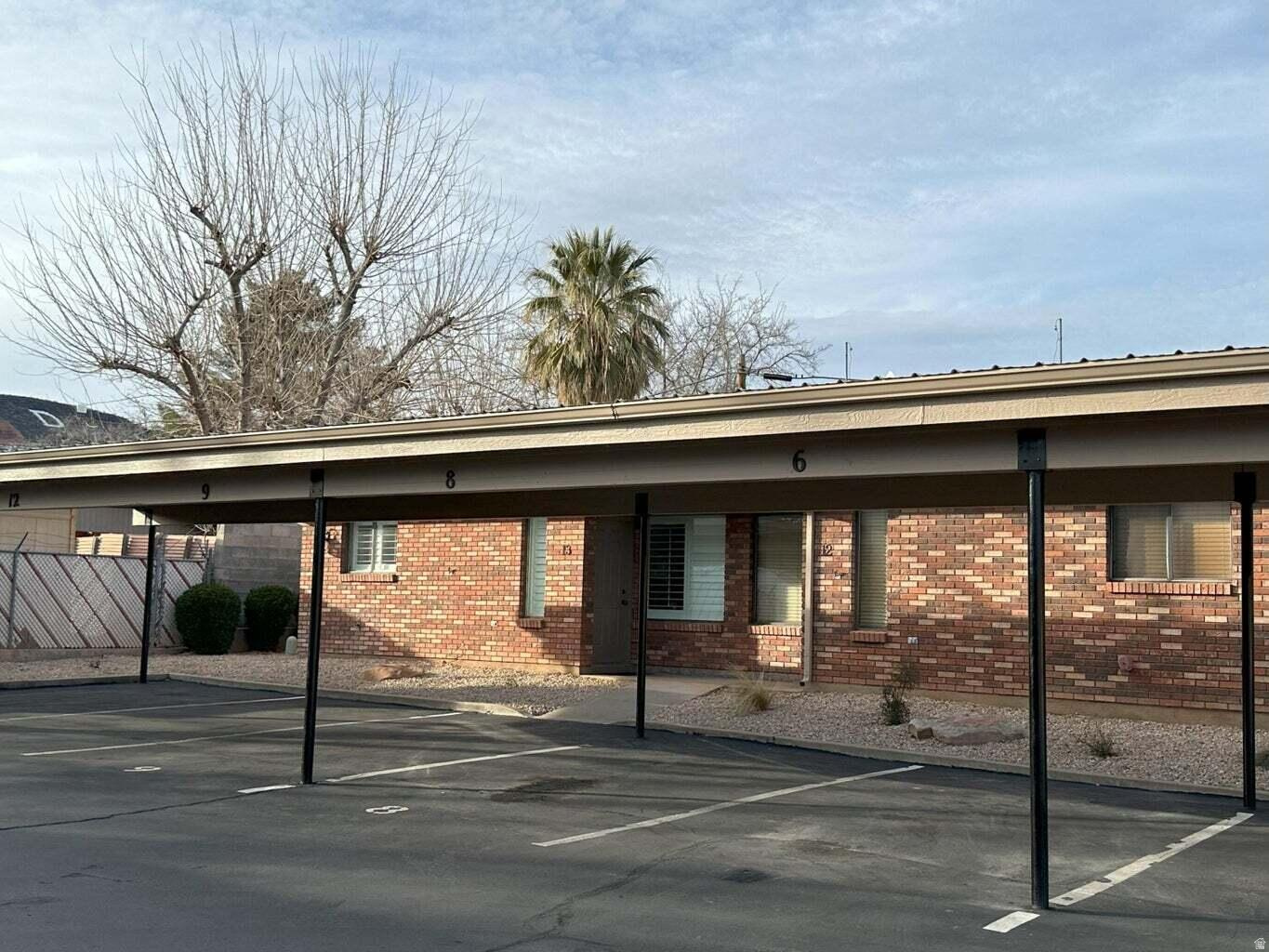 VILLAGE PARK TH - Residential