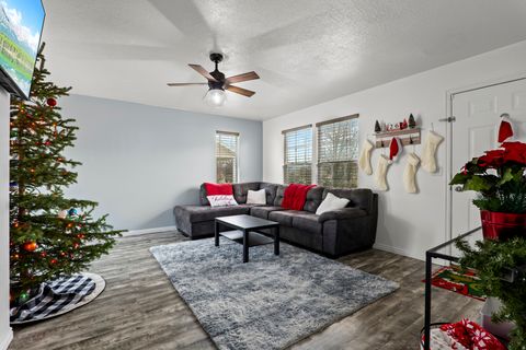 Tiny photo for 7841 N SADDLEBACK DR, Eagle Mountain, UT 84005 (MLS # 2125363)