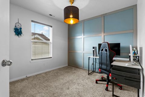 Tiny photo for 7841 N SADDLEBACK DR, Eagle Mountain, UT 84005 (MLS # 2125363)