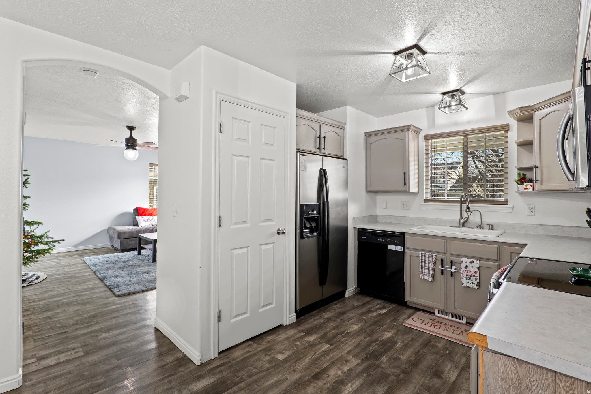 RUSH VALLEY - Residential