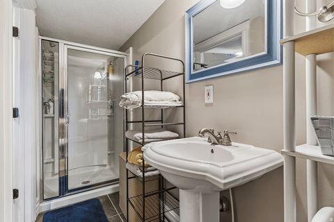 Tiny photo for 163 E 1400 S, Kaysville, UT 84037 (MLS # 2147320)