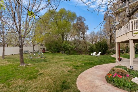Tiny photo for 163 E 1400 S, Kaysville, UT 84037 (MLS # 2147320)
