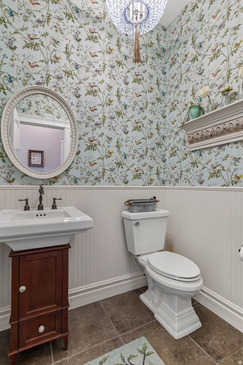 Tiny photo for 163 E 1400 S, Kaysville, UT 84037 (MLS # 2147320)