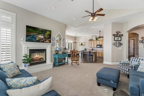 Tiny photo for 163 E 1400 S, Kaysville, UT 84037 (MLS # 2147320)