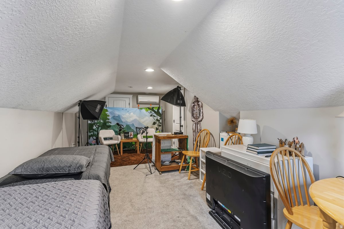 FOX POINTE - Residential