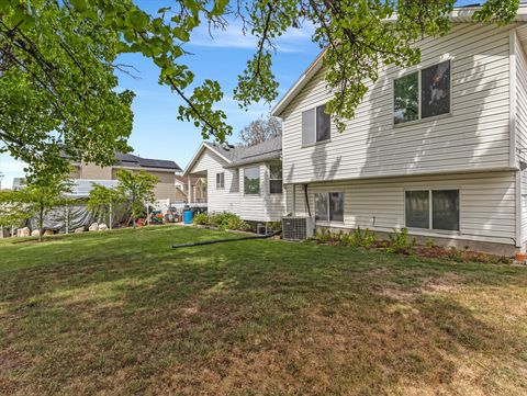 Tiny photo for 4026 S EDITH GROVE LN, West Valley City, UT 84120 (MLS # 2154684)