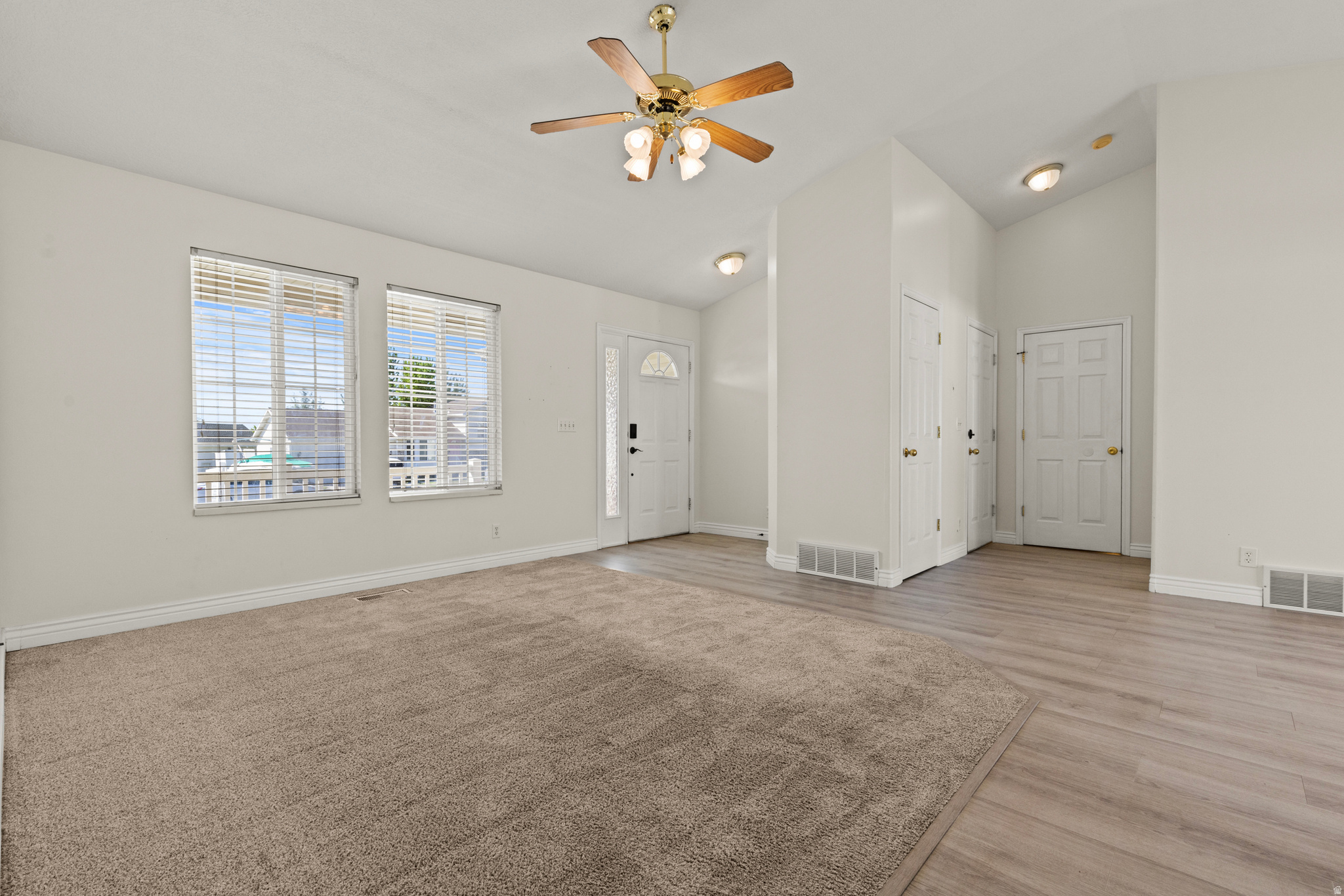 EDGEWATER - Residential