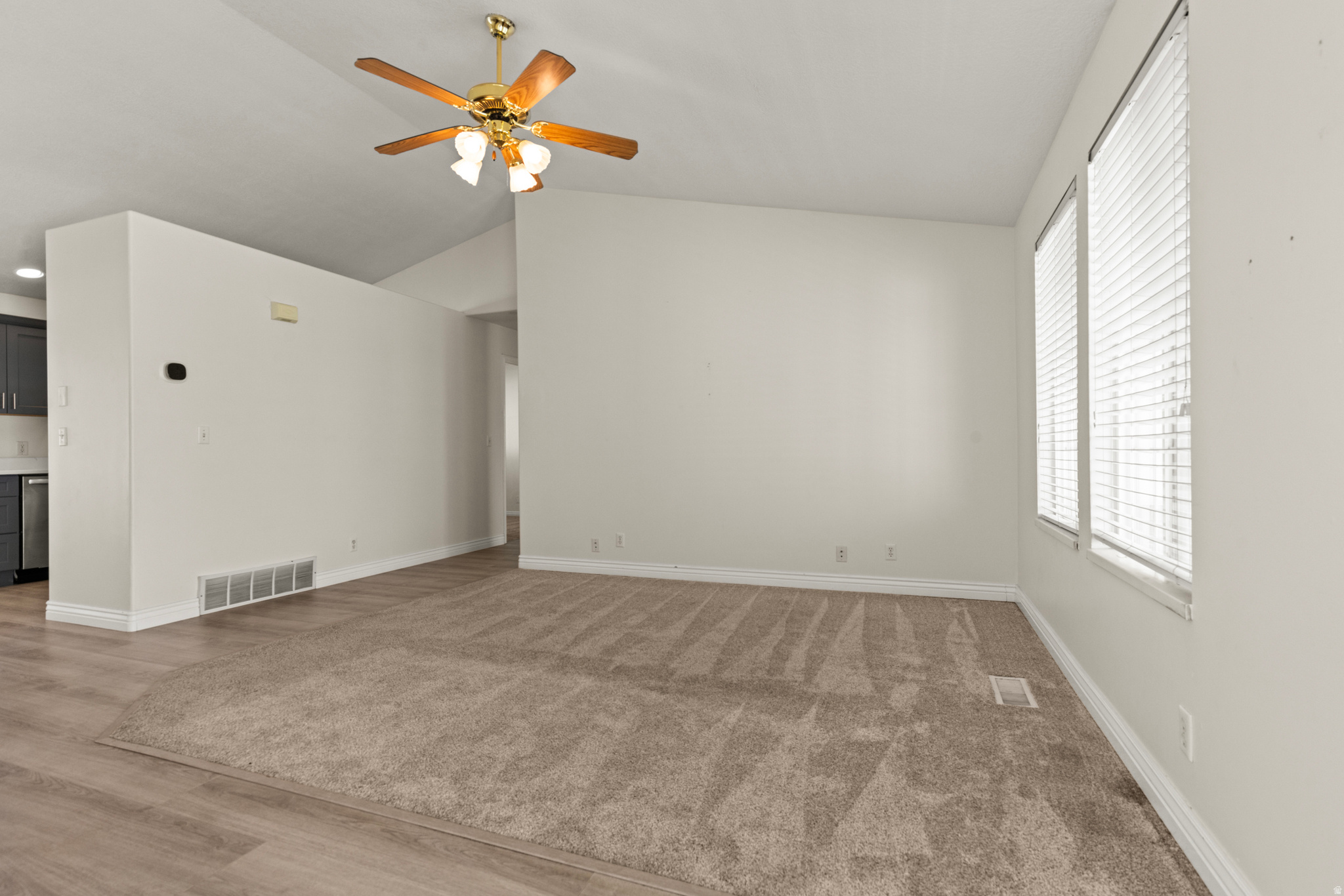 EDGEWATER - Residential