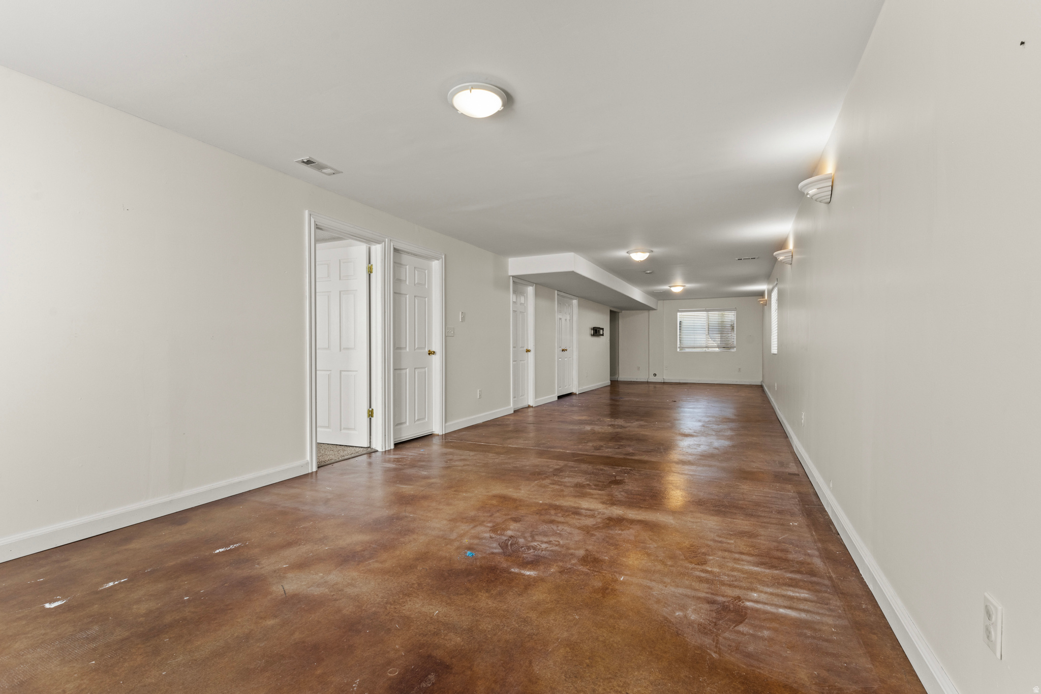 EDGEWATER - Residential
