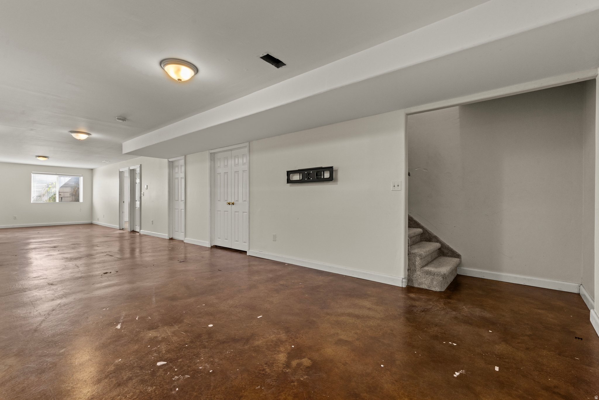 EDGEWATER - Residential