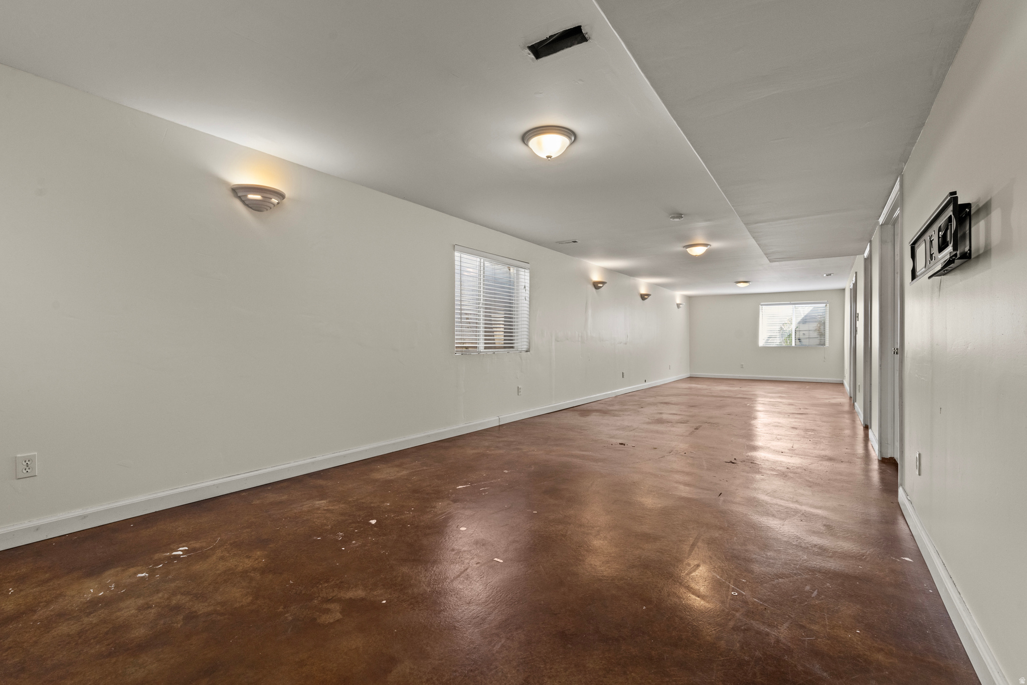 EDGEWATER - Residential