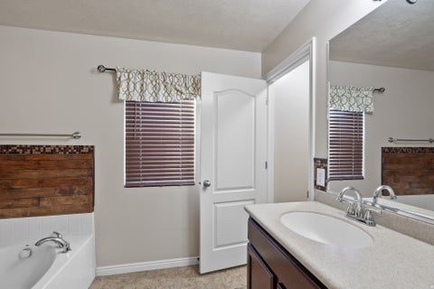 Tiny photo for 7692 N DECRESCENDO DR, Eagle Mountain, UT 84005 (MLS # 2130706)