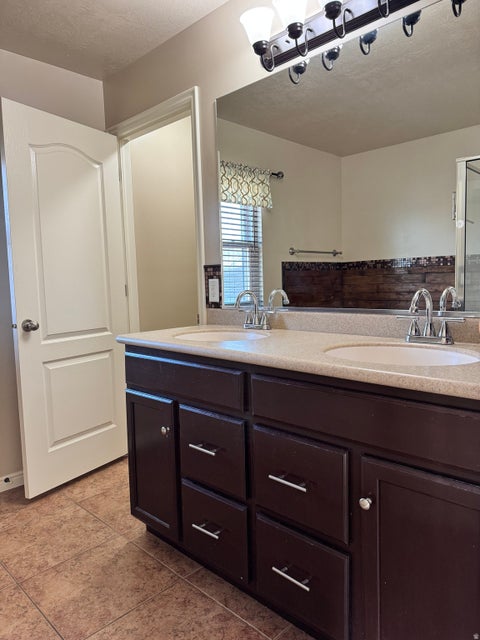 Tiny photo for 7692 N DECRESCENDO DR, Eagle Mountain, UT 84005 (MLS # 2130706)