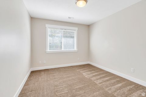 Tiny photo for 1421 S DRAGONFLY DR, Lehi, UT 84043 (MLS # 2118462)