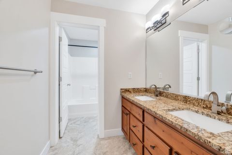 Tiny photo for 1421 S DRAGONFLY DR, Lehi, UT 84043 (MLS # 2118462)